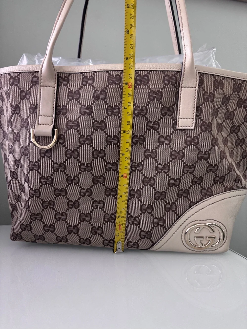 Gucci GG Canvas Britt Tote Bag - Medium